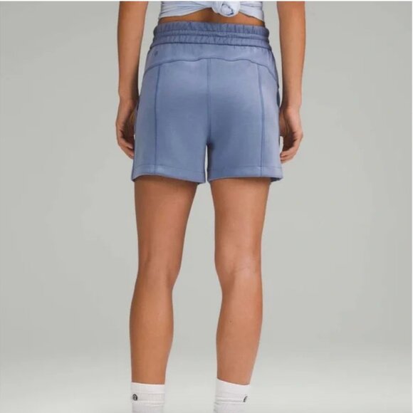 Lululemon Softstreme High-Rise Short 4" Oasis Blue Size 10 - Picture 2 of 11